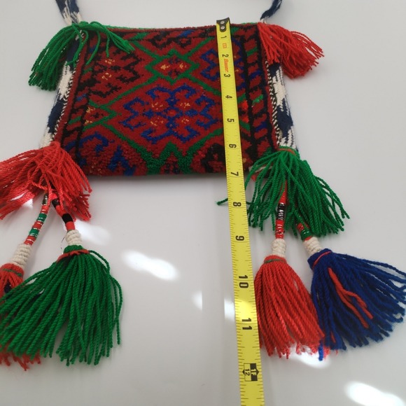 Vtg Tribal Carpet Rug Crossbody Bag Handmade Purse Tassels Hippy Ethnic Andean - Picture 10 of 12